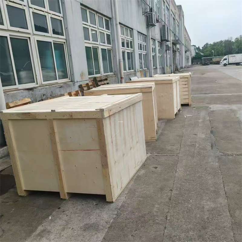 保亭县尼勒克县：物流专线的高效货运之旅